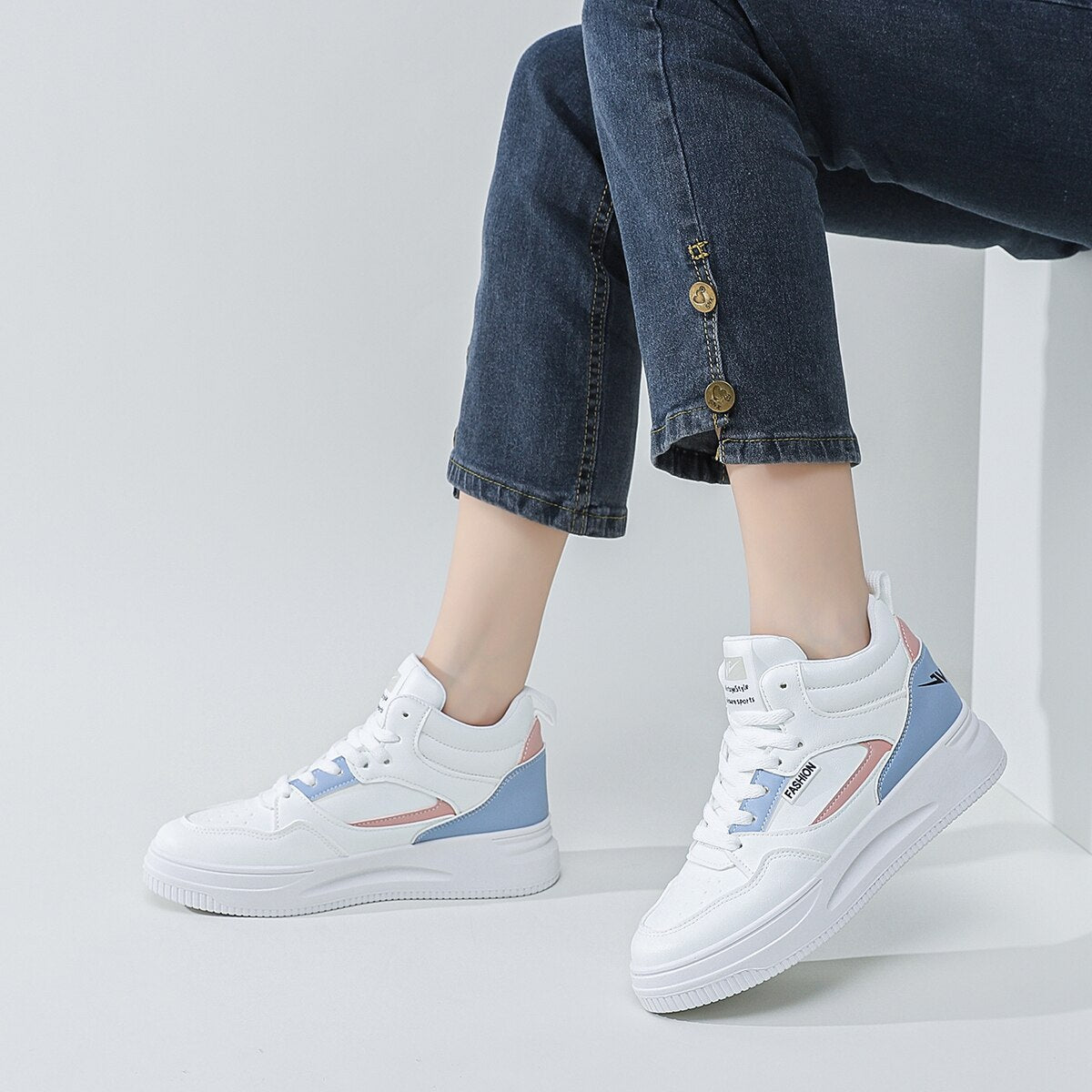 Beauties: Weiße Colourblock-Schnürschuhe für Damen