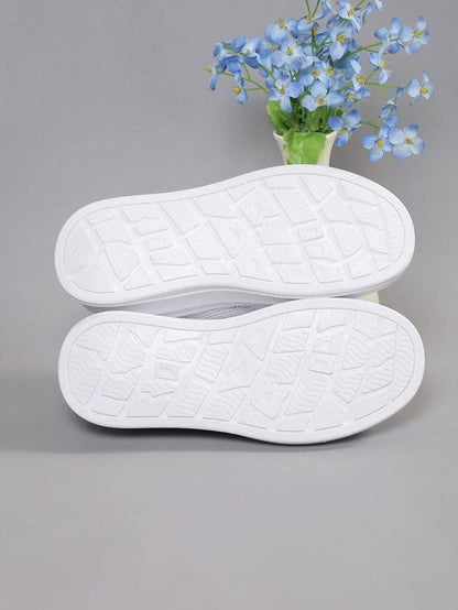 Nachtglanz™ -Katzenpfoten- Frauen Mesh Panel Lace-up Front Wedge Sneakers, Sportliche Sneakers