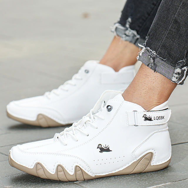 Sehr bequemer und rutschfester Barfußschuh aus echtem Leder (unisex).